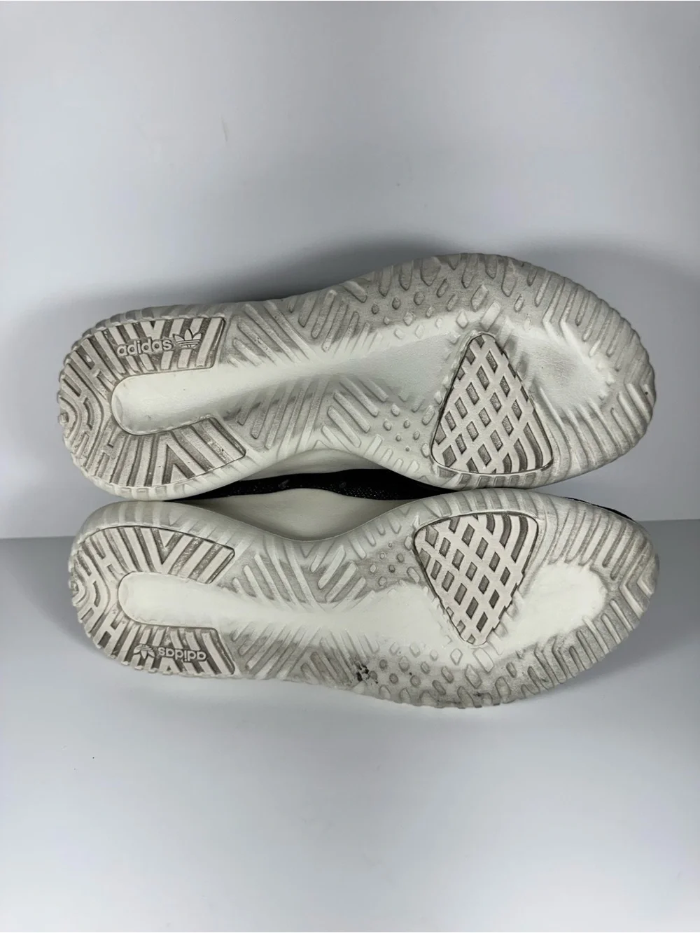 Adidas Tubular Shadow Black Glitter Knit Sneakers Women’s size 9 Athleisure Run